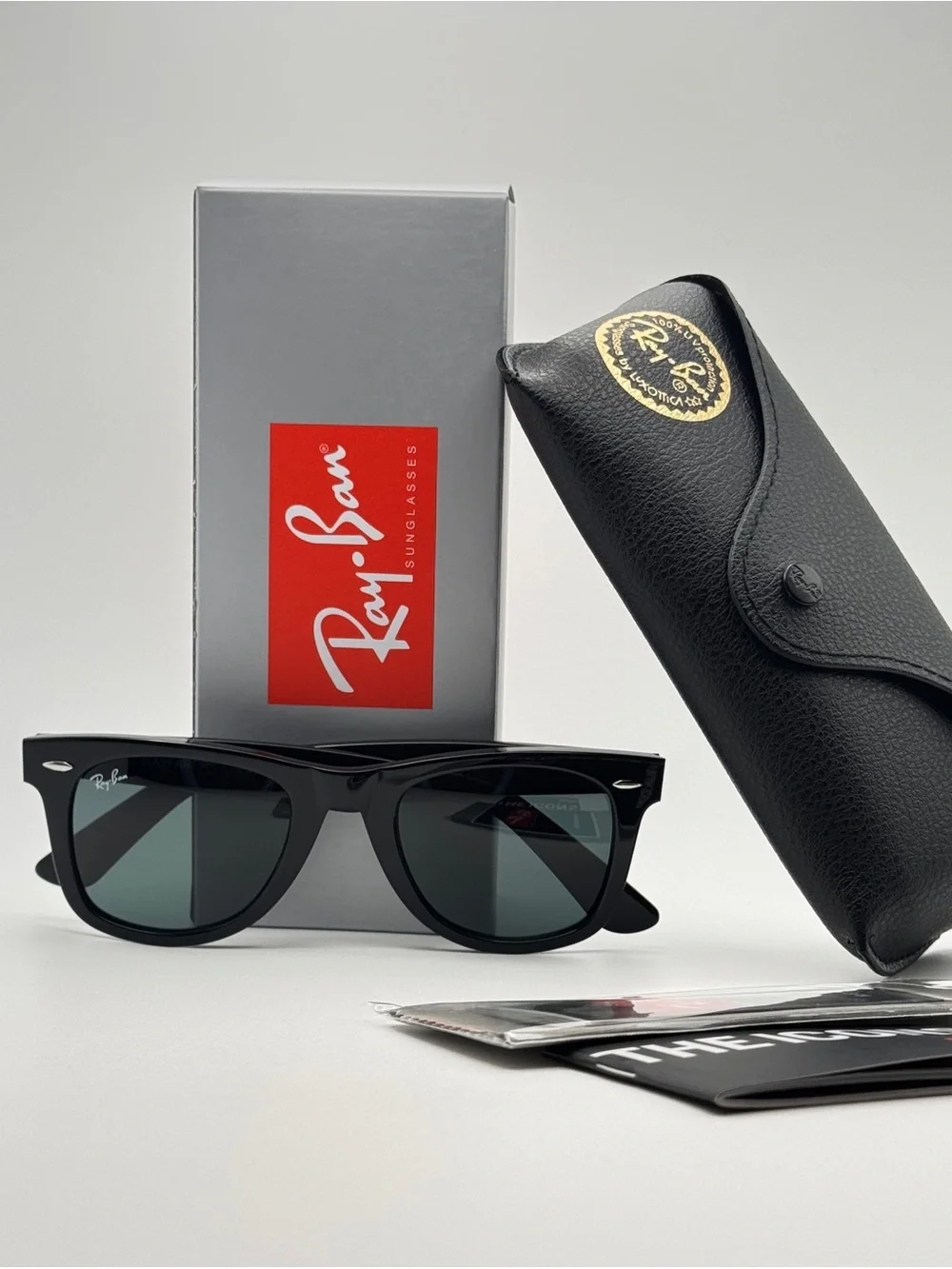 Ray-Ban RB2140 WAYFARER
